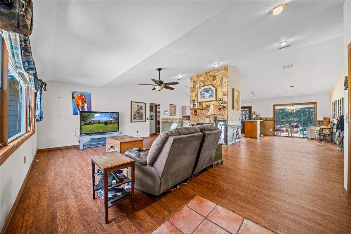 Image 14 of 50 For 750 91st Place