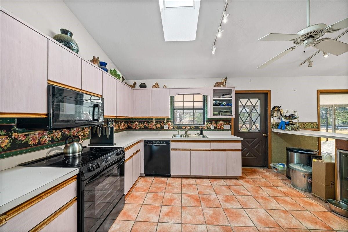 Image 15 of 50 For 750 91st Place