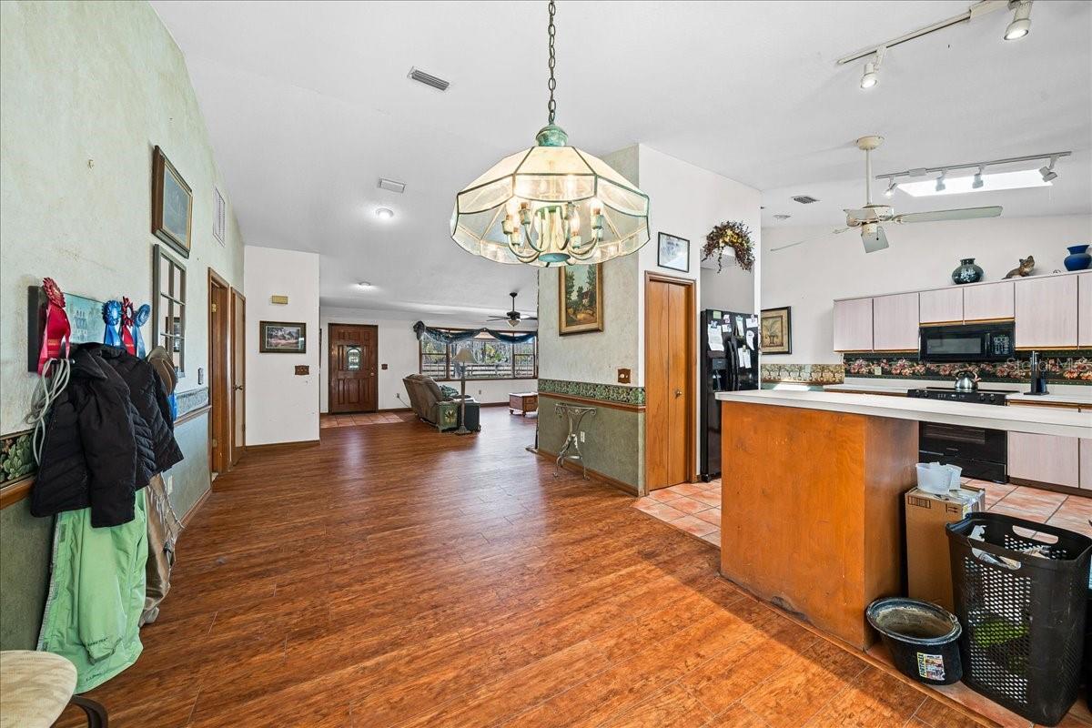 Image 18 of 50 For 750 91st Place