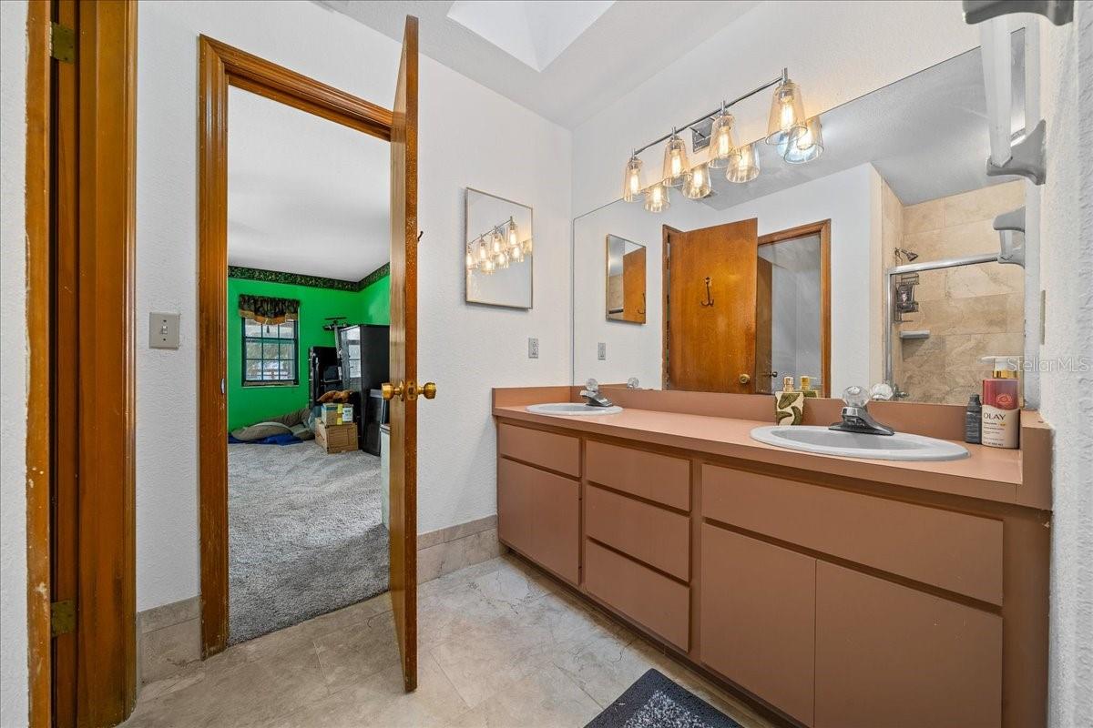 Image 24 of 50 For 750 91st Place