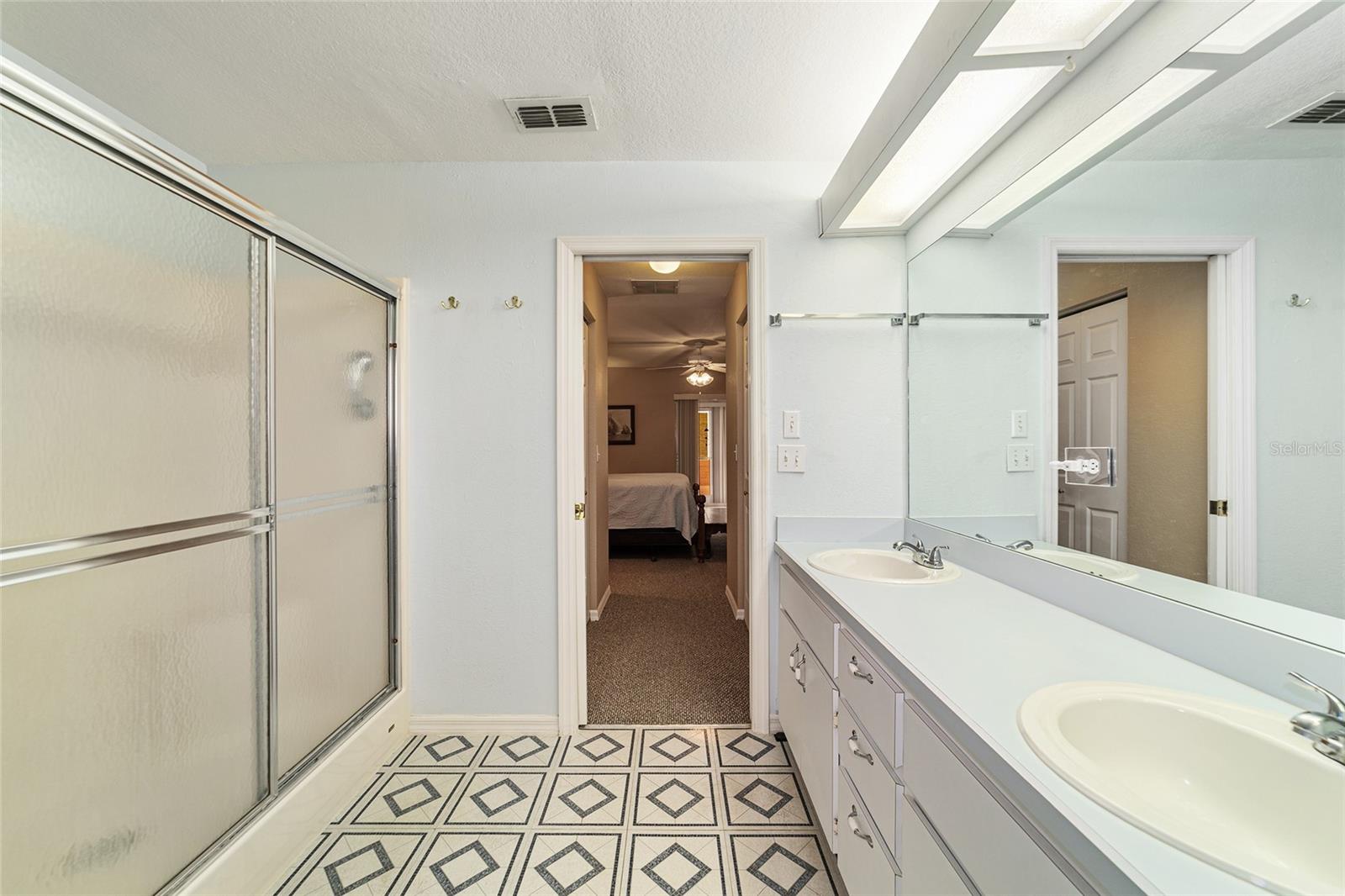 Image 10 of 16 For 11534 74th Court