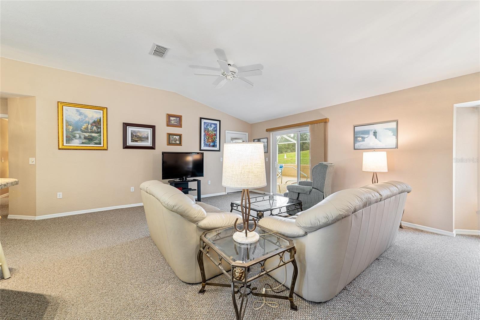 Image 4 of 16 For 11534 74th Court