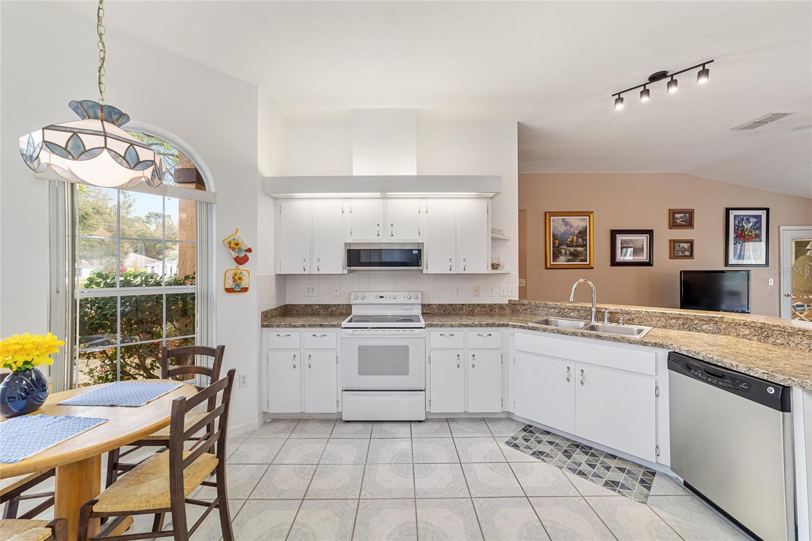 Image 7 of 16 For 11534 74th Court