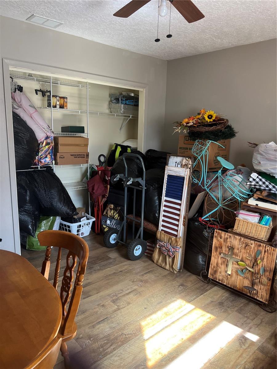 Image 24 of 100 For 5561 5th Place