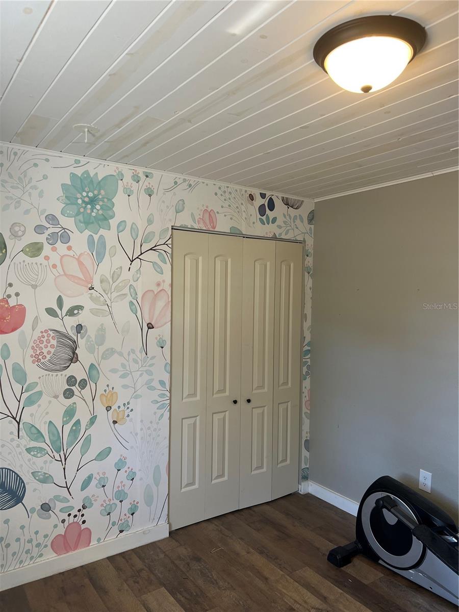 Image 42 of 100 For 5561 5th Place