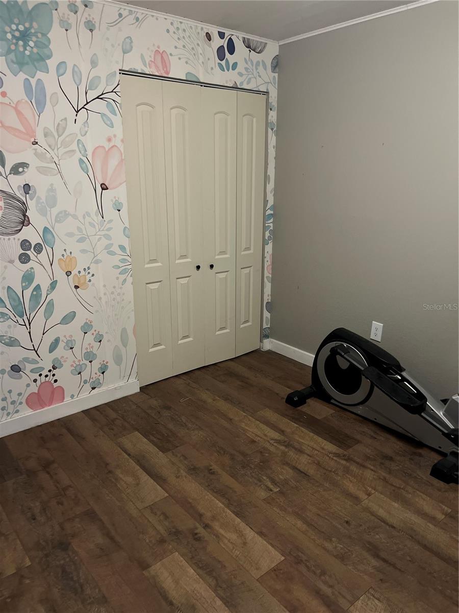 Image 43 of 100 For 5561 5th Place