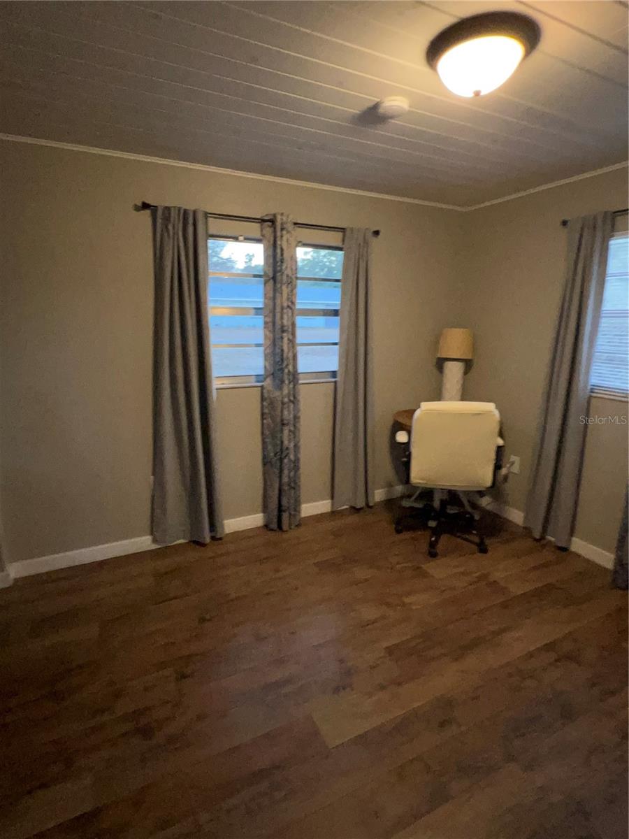 Image 50 of 100 For 5561 5th Place