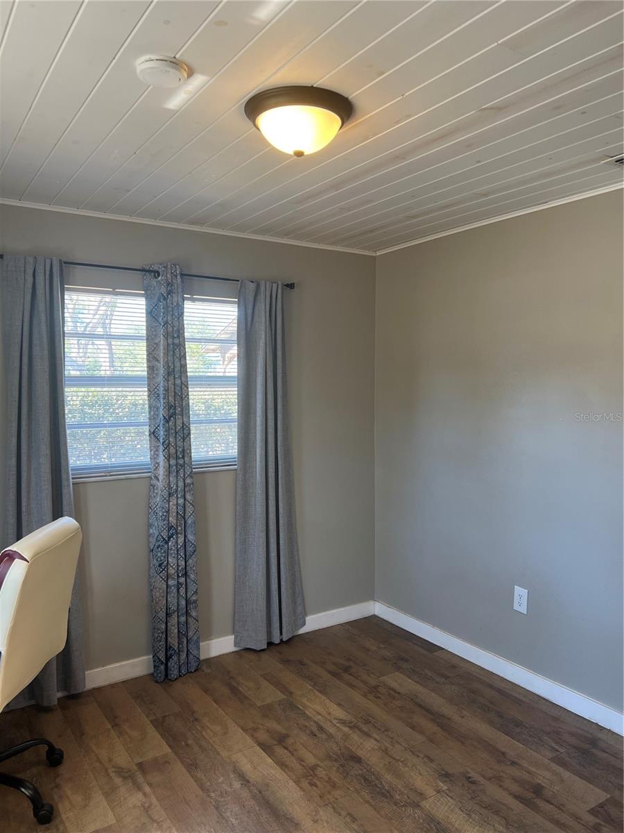 Image 52 of 100 For 5561 5th Place