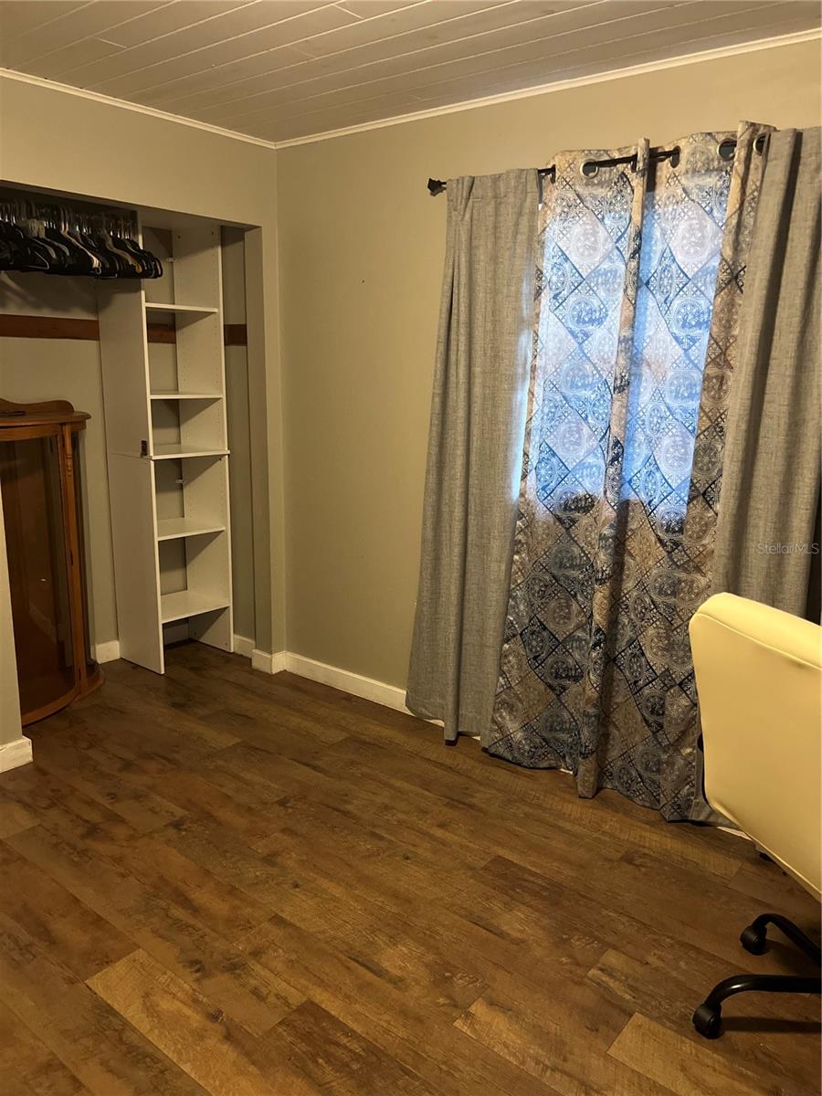 Image 54 of 100 For 5561 5th Place