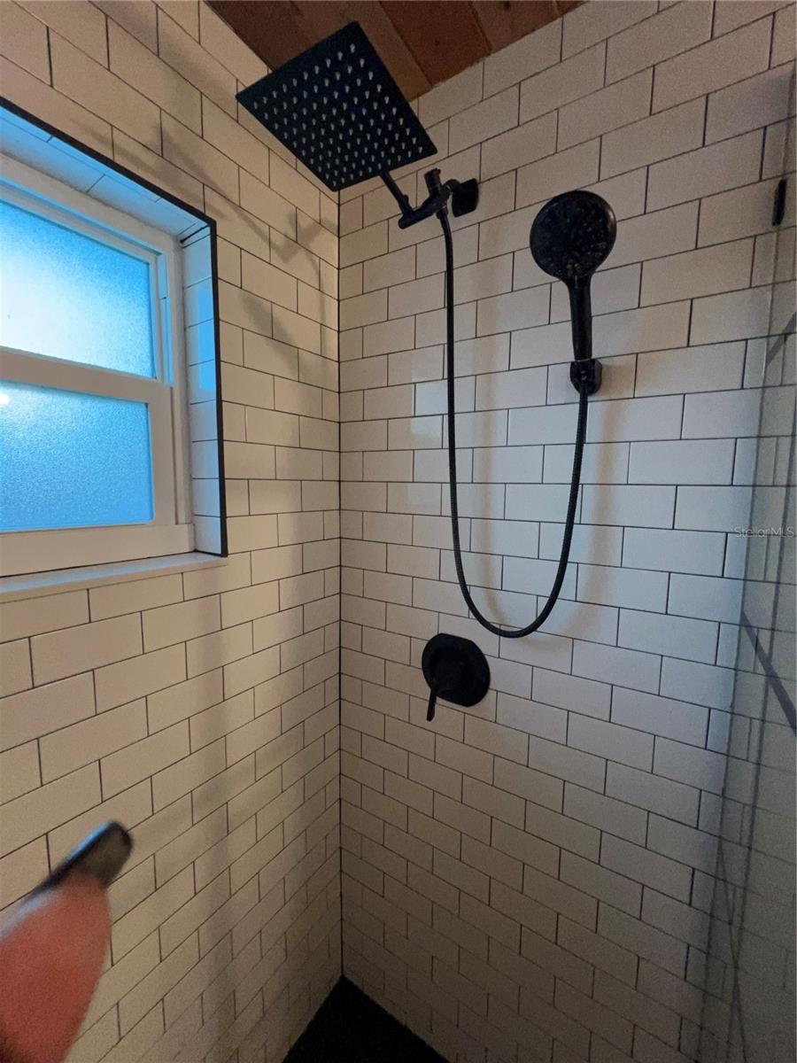 Image 67 of 100 For 5561 5th Place