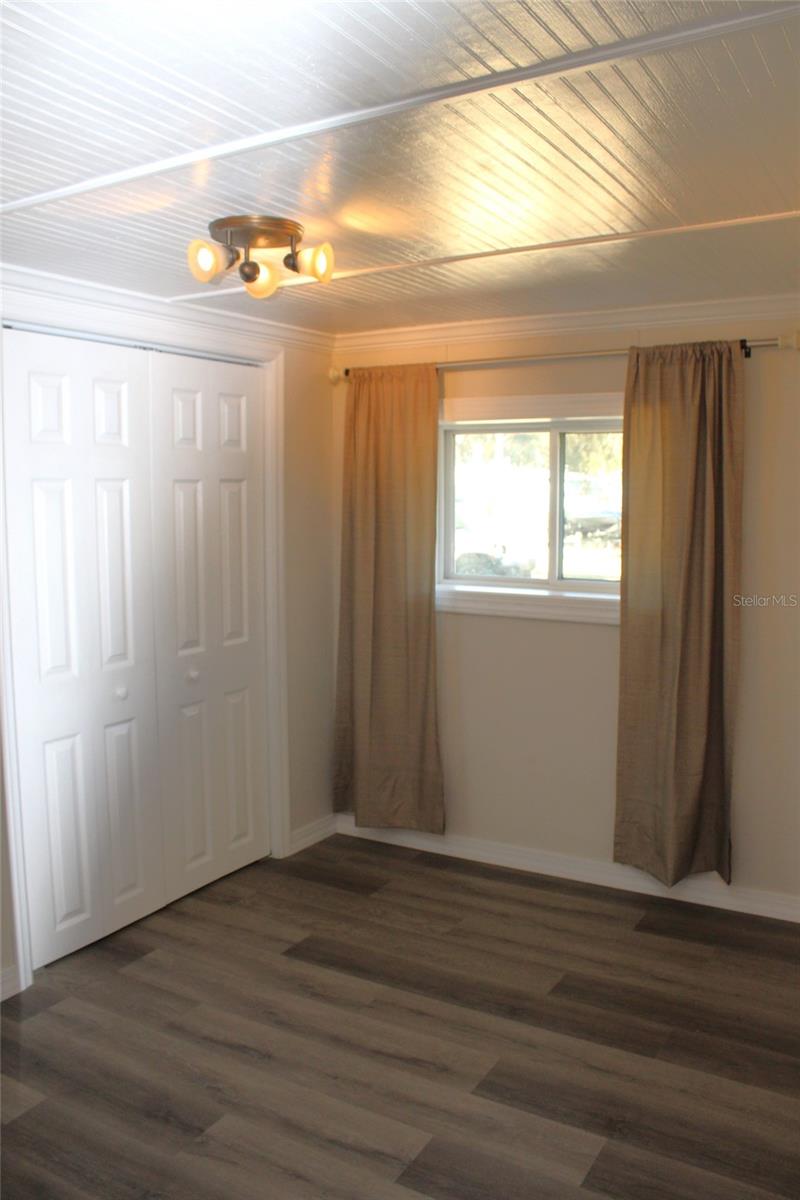 Image 22 of 30 For 18664 21st Place