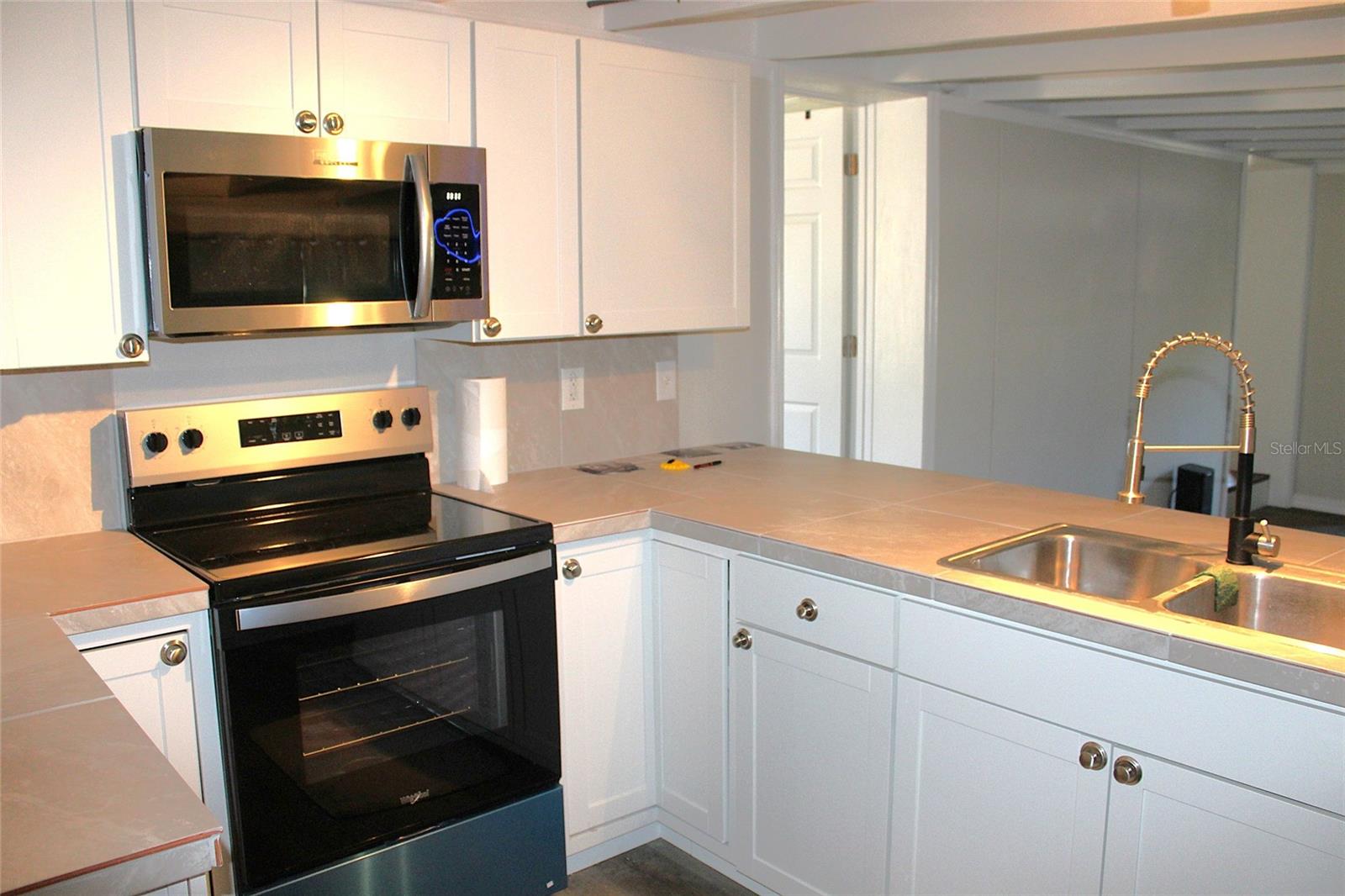 Image 27 of 30 For 18664 21st Place