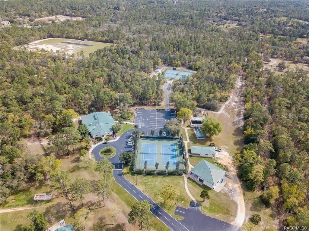 Image 24 of 37 For 4976 Yearling Drive