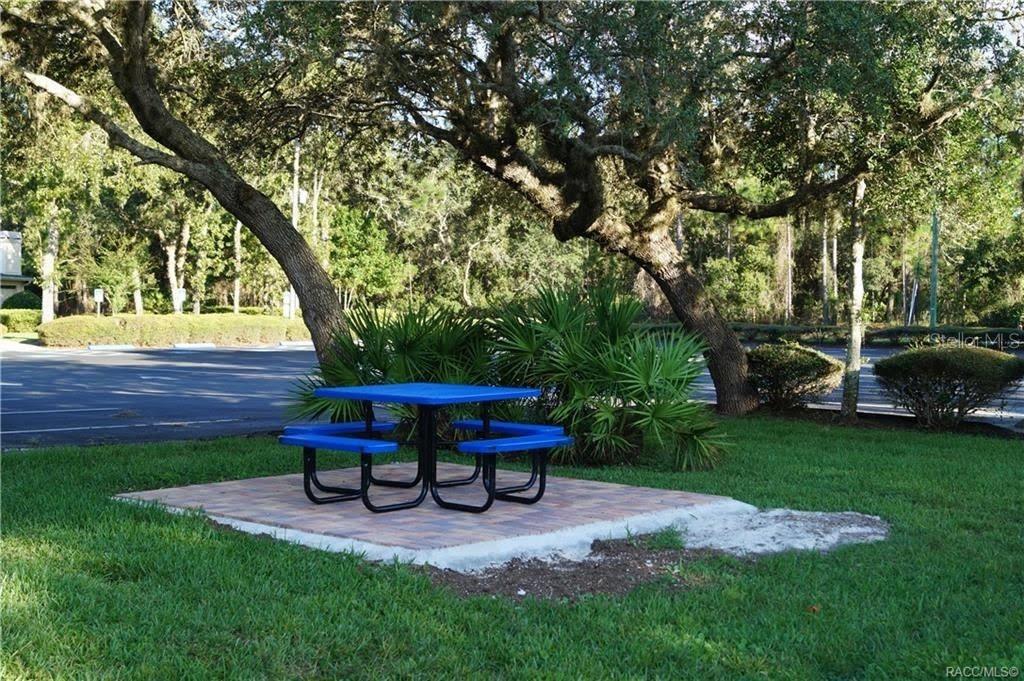 Image 30 of 37 For 4976 Yearling Drive