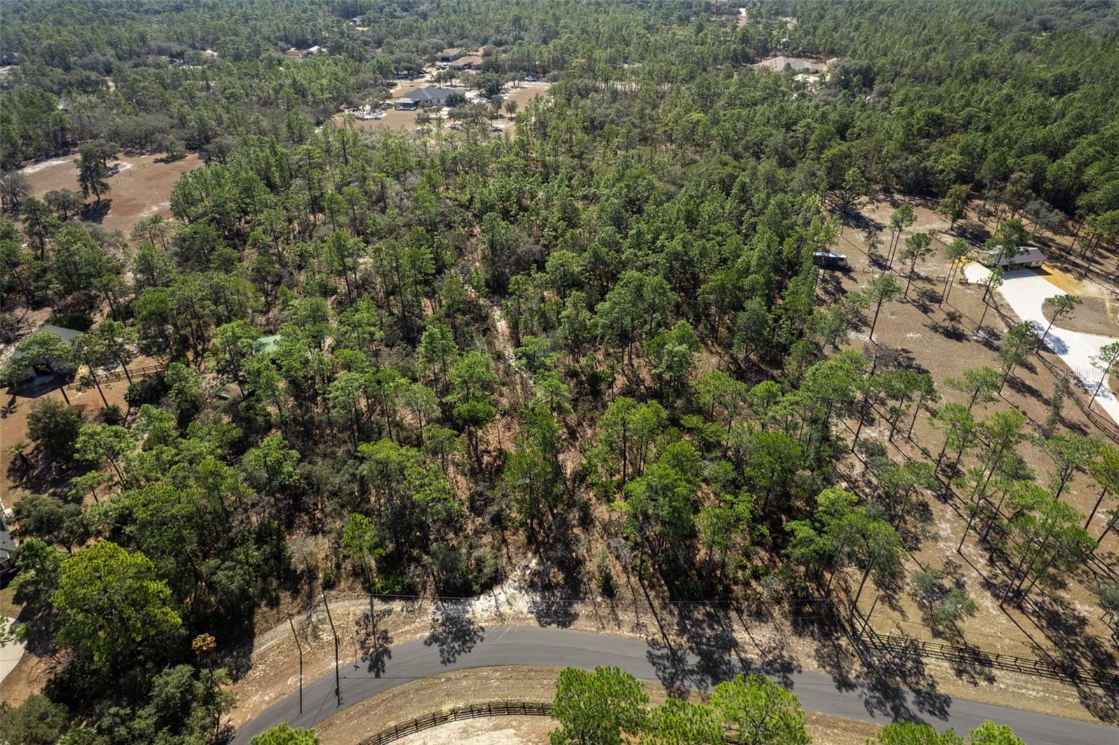 Image 9 of 37 For 4976 Yearling Drive