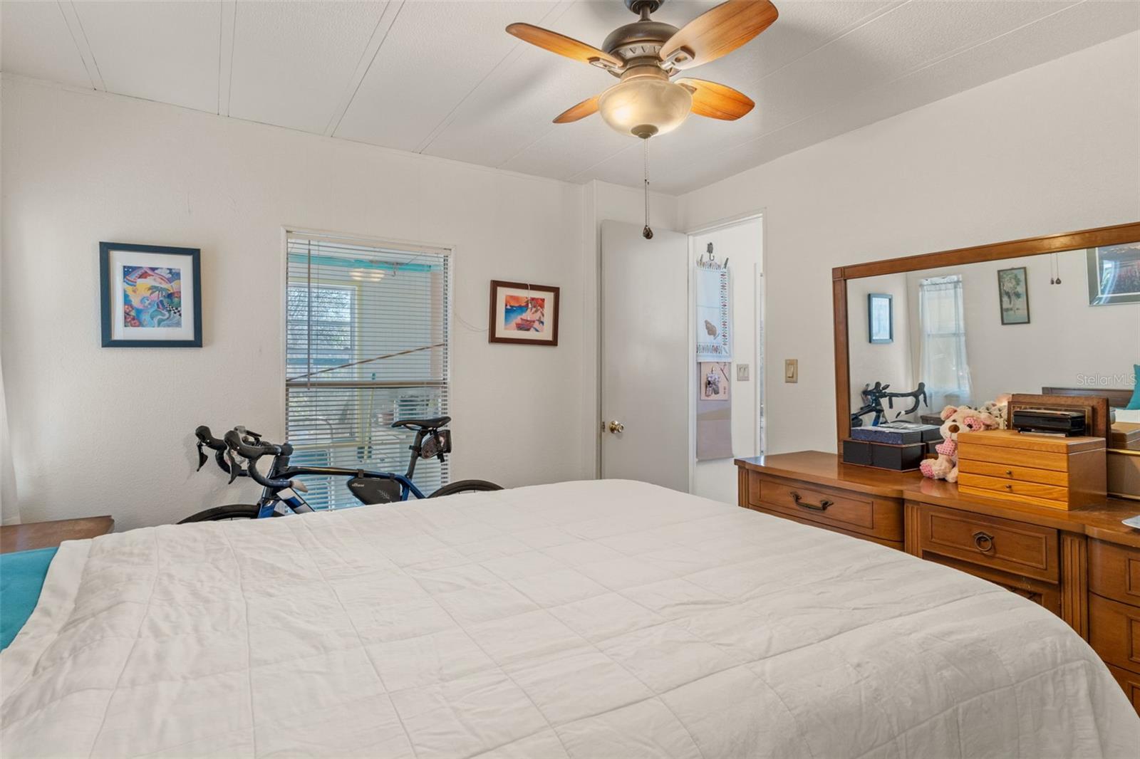 Image 21 of 32 For 5461 Doyle Terrace