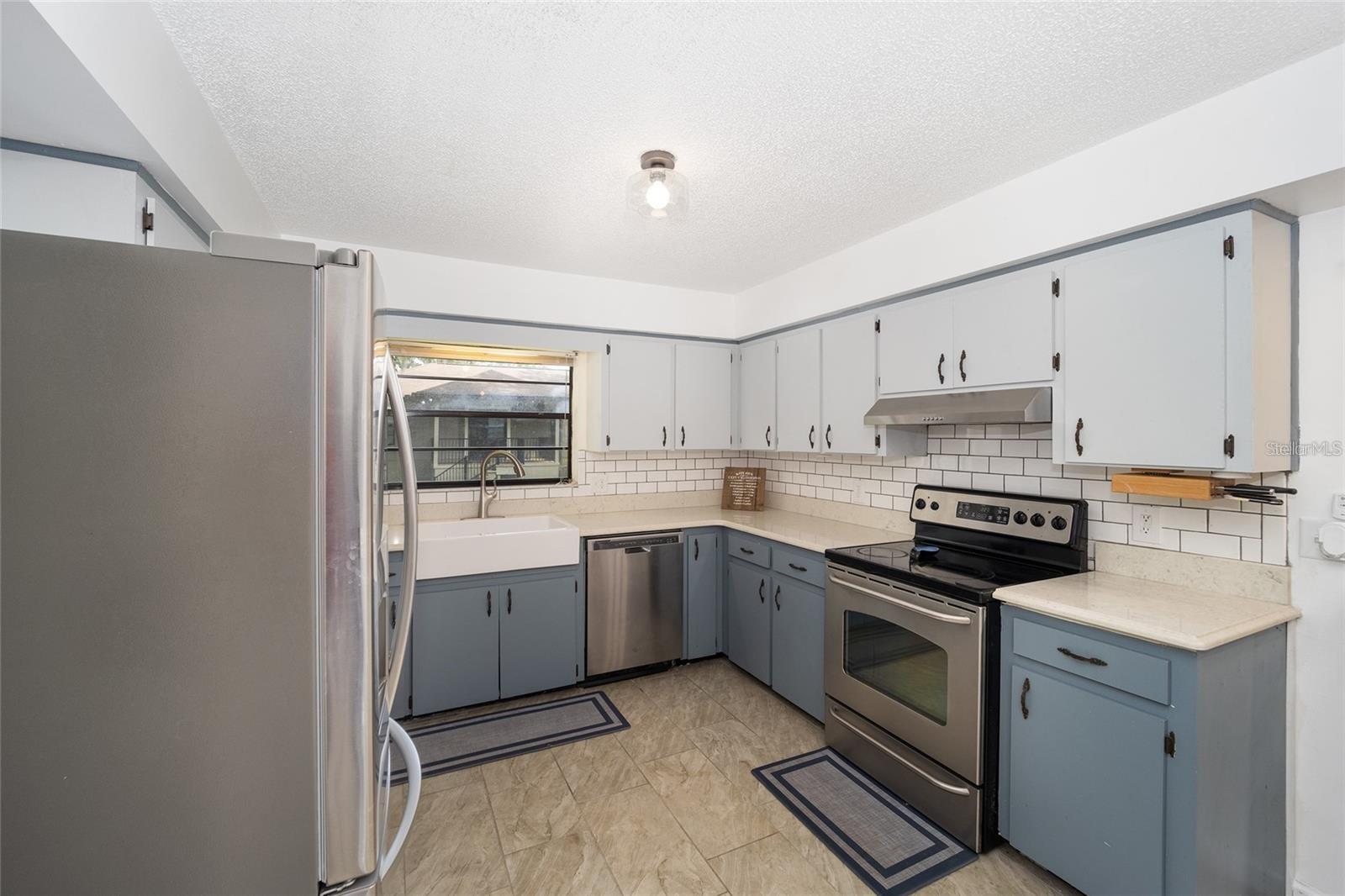 Image 16 of 29 For 4721 82nd Court