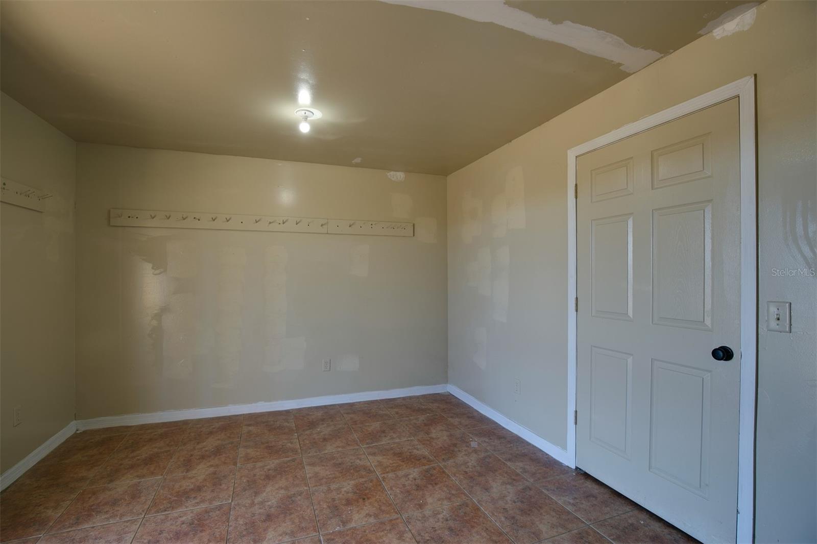 Image 13 of 16 For 2351 Ne 120 Avenue