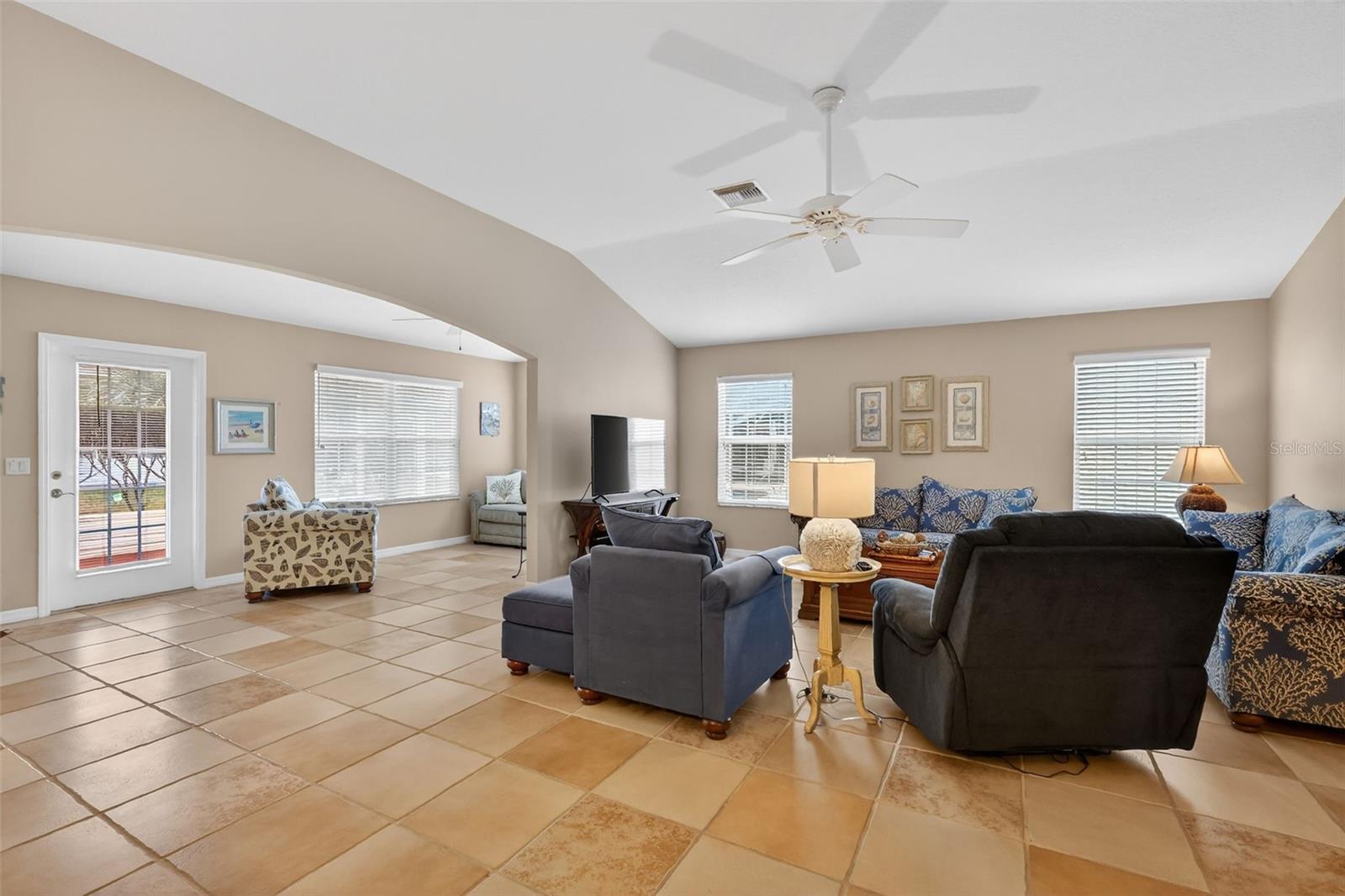 Image 17 of 38 For 7814 166th Smallwood Place