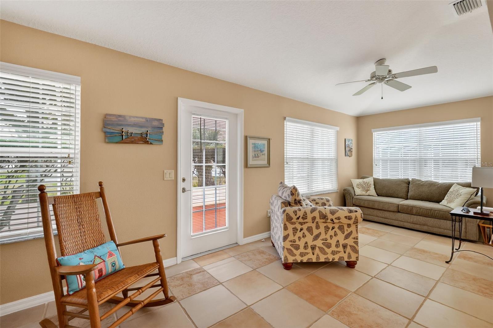 Image 18 of 38 For 7814 166th Smallwood Place