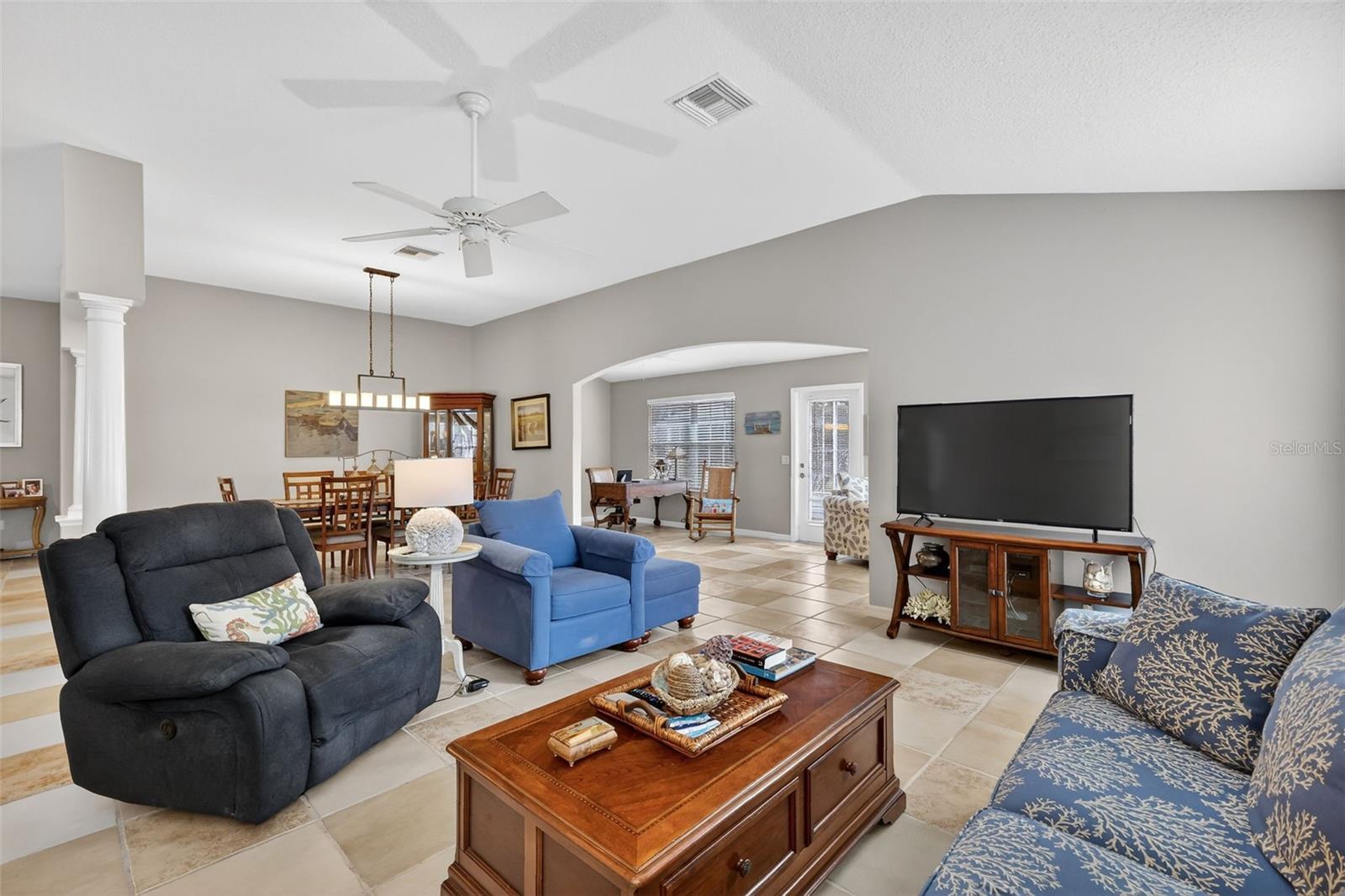 Image 9 of 38 For 7814 166th Smallwood Place