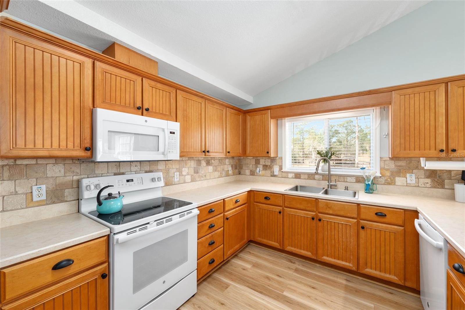 Image 12 of 58 For 7150 147th Avenue 1