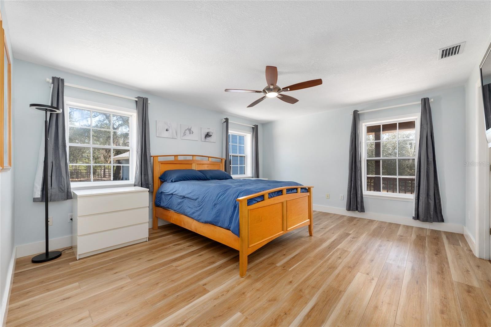 Image 14 of 58 For 7150 147th Avenue 1