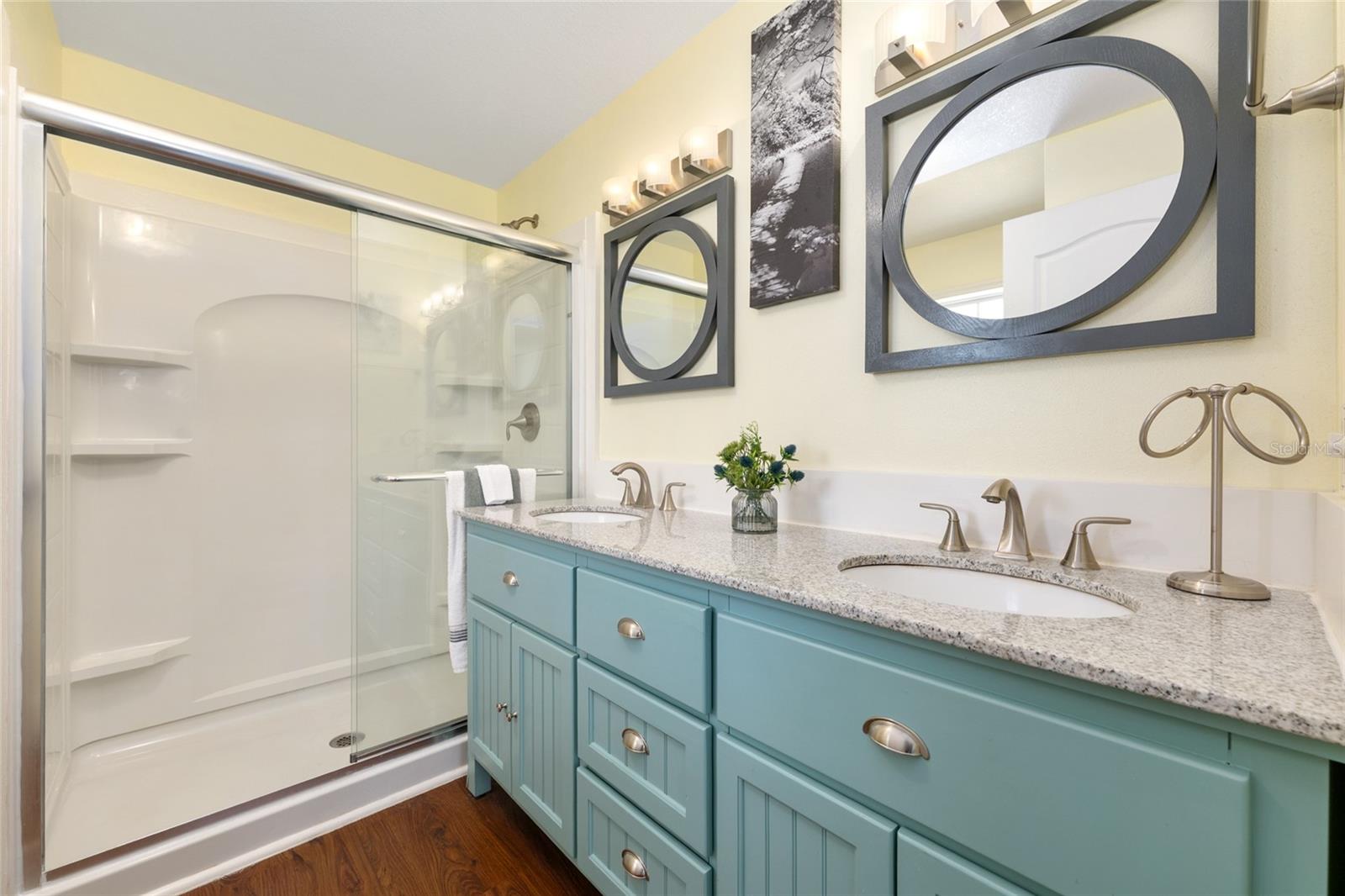 Image 16 of 55 For 7150 Se 147 Ave  2