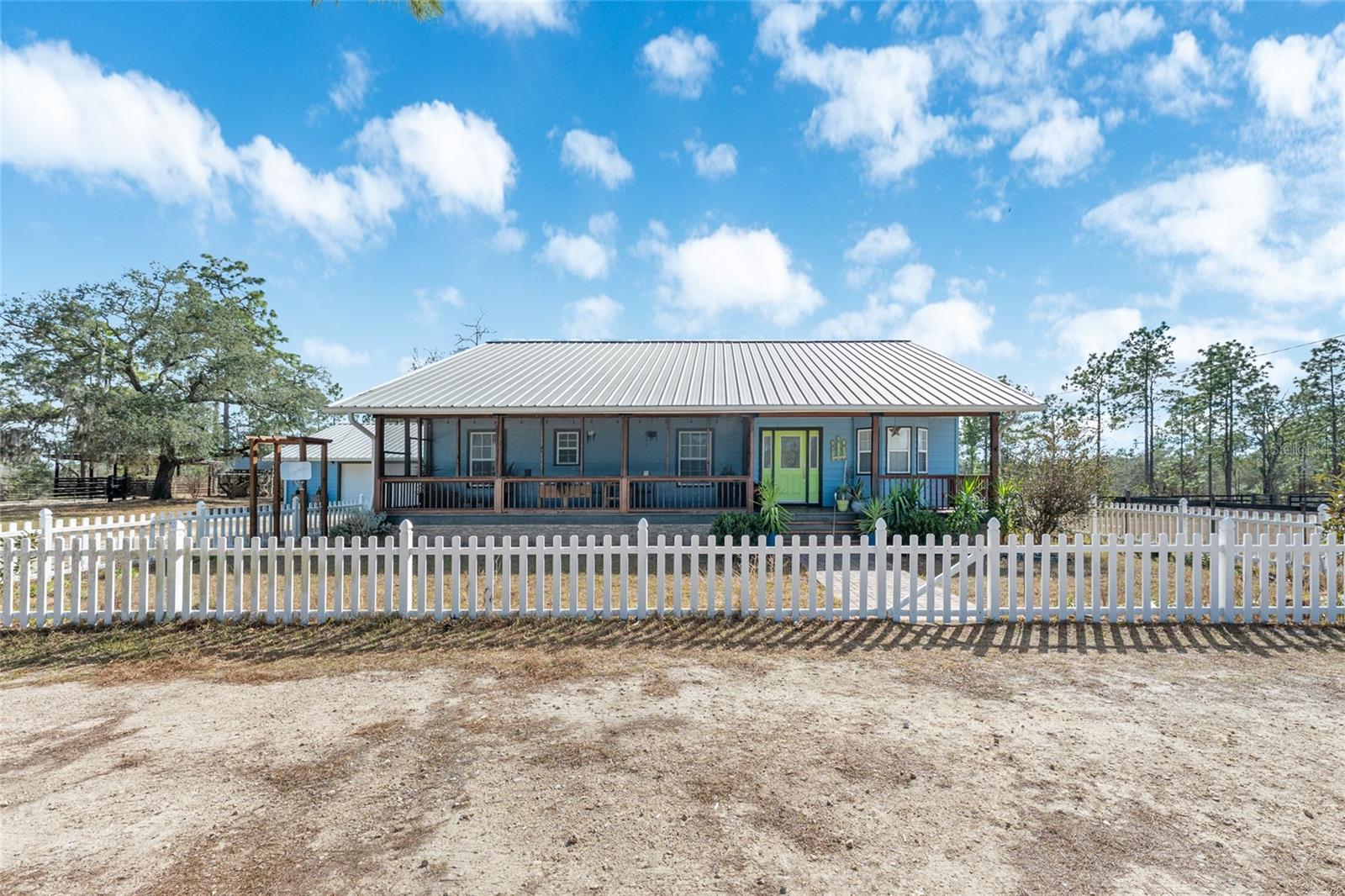 Image 4 of 55 For 7150 Se 147 Ave  2