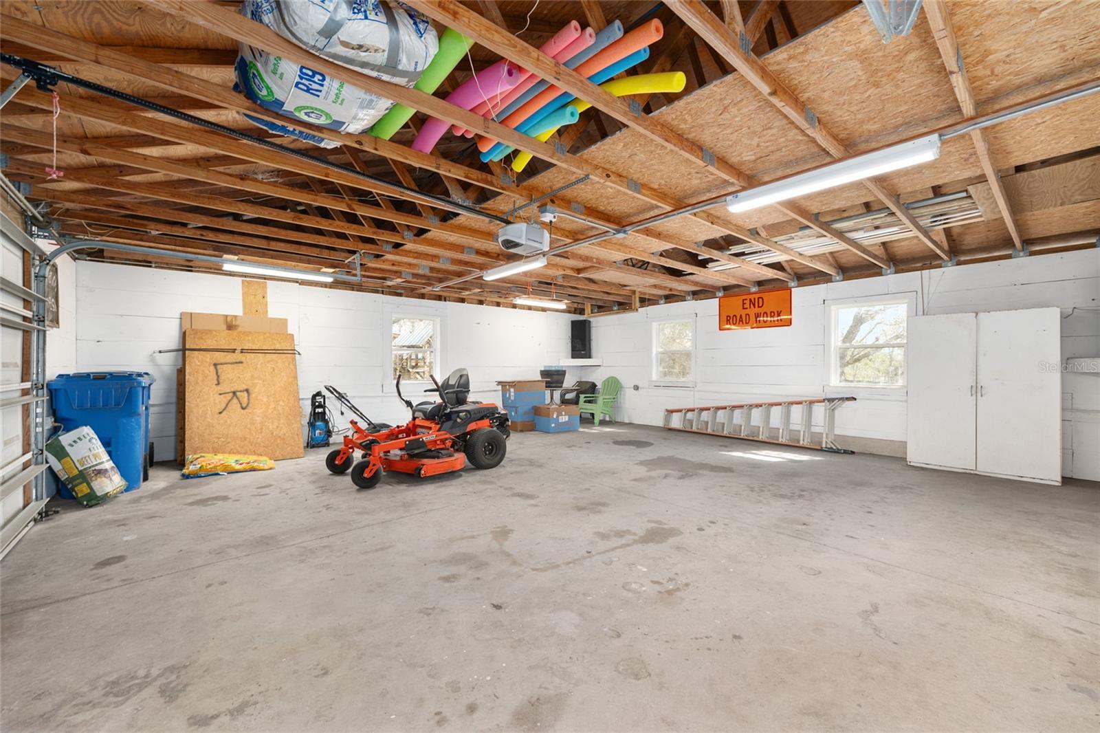 Image 41 of 55 For 7150 Se 147 Ave  2