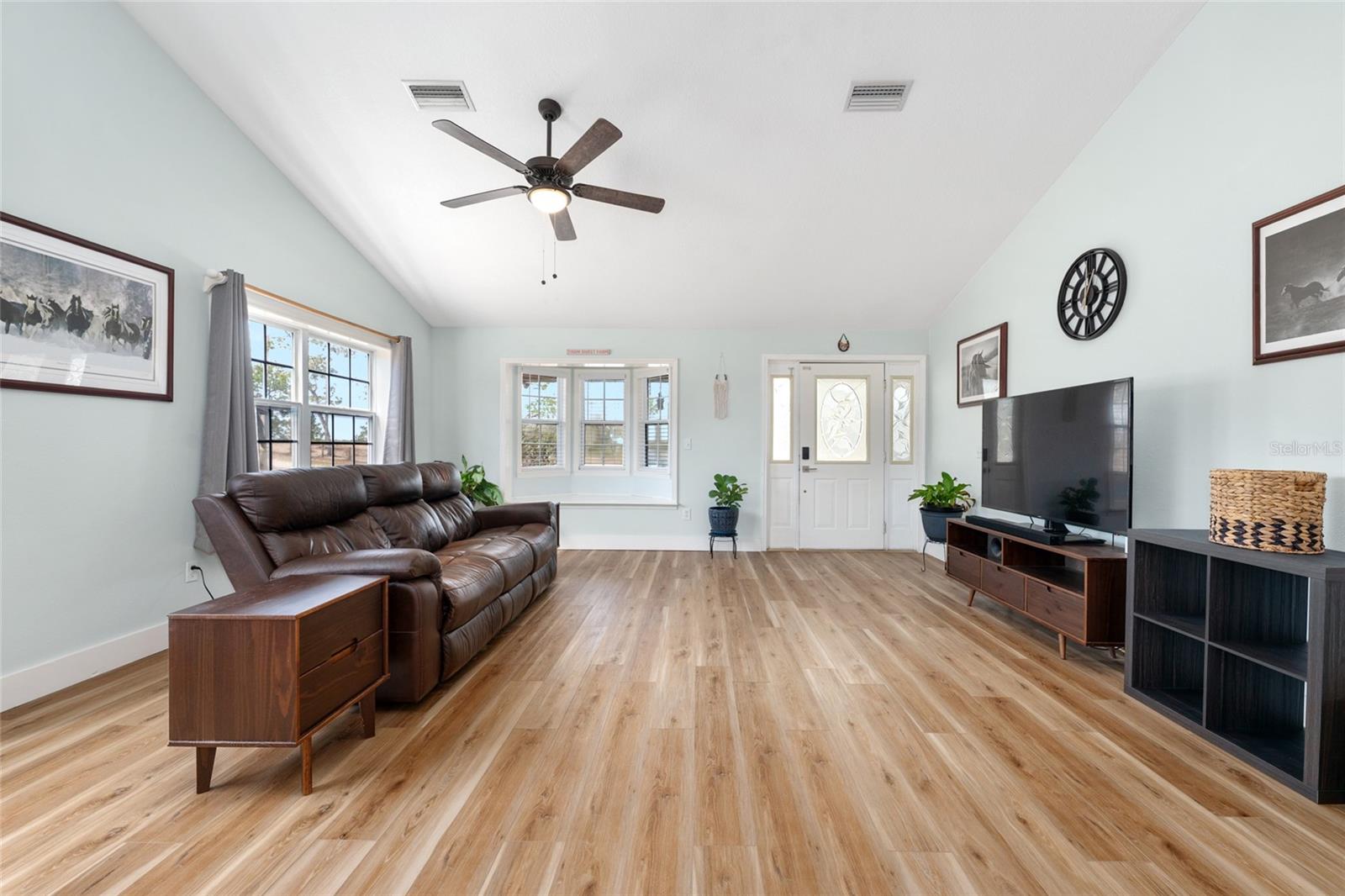 Image 6 of 55 For 7150 Se 147 Ave  2