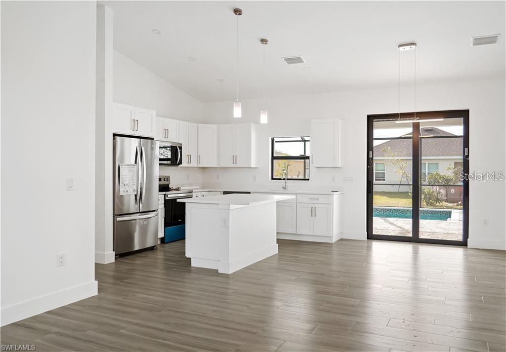 Image 3 of 16 For 1436 31st Avenue