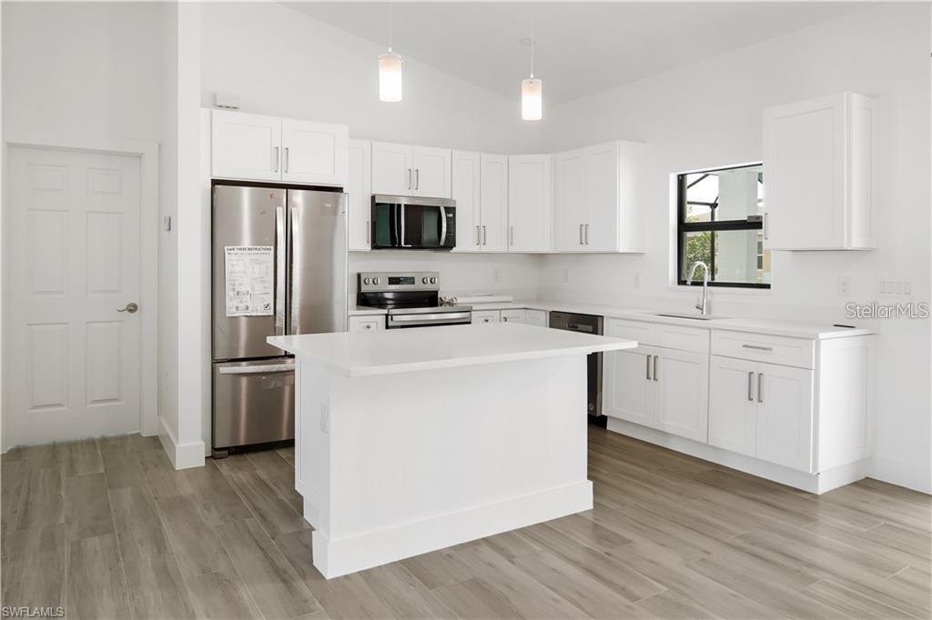 Image 4 of 16 For 1436 31st Avenue