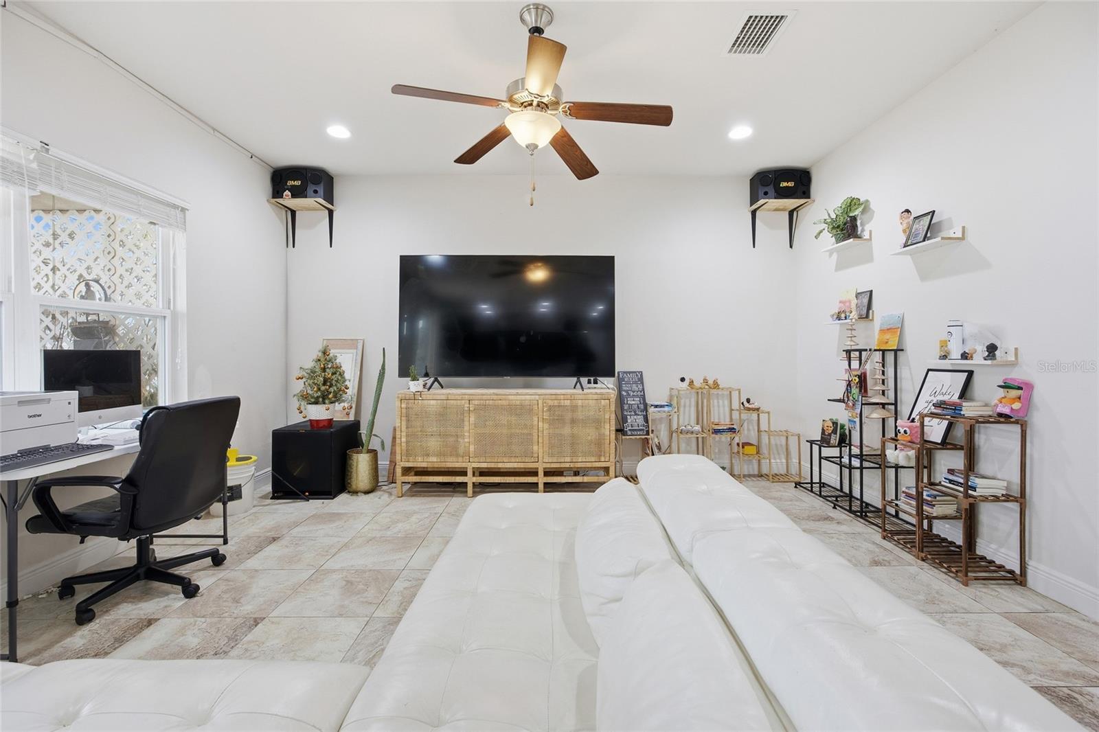 Image 16 of 47 For 4718 65th Place