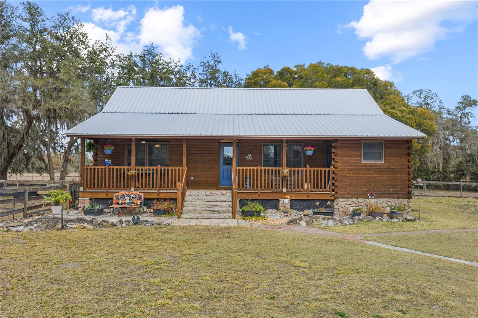 Image 2 of 87 For 4292 73 Trail