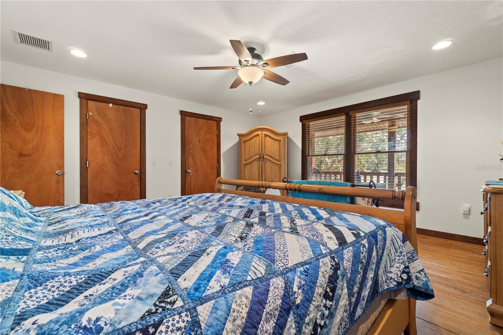 Image 29 of 87 For 4292 73 Trail