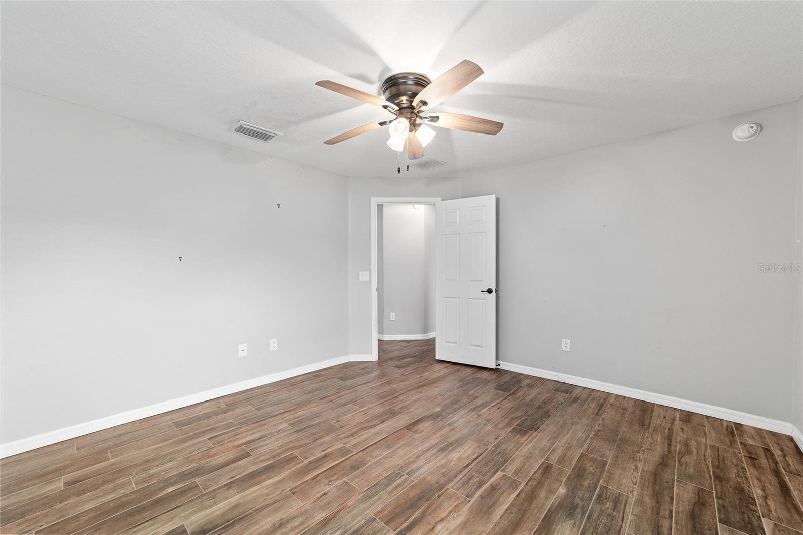 Image 23 of 88 For 9343 108th Place