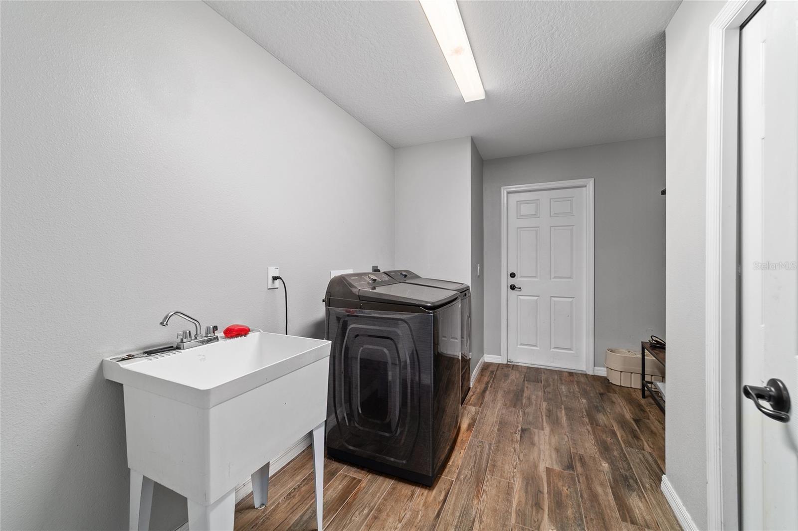 Image 84 of 88 For 9343 108th Place