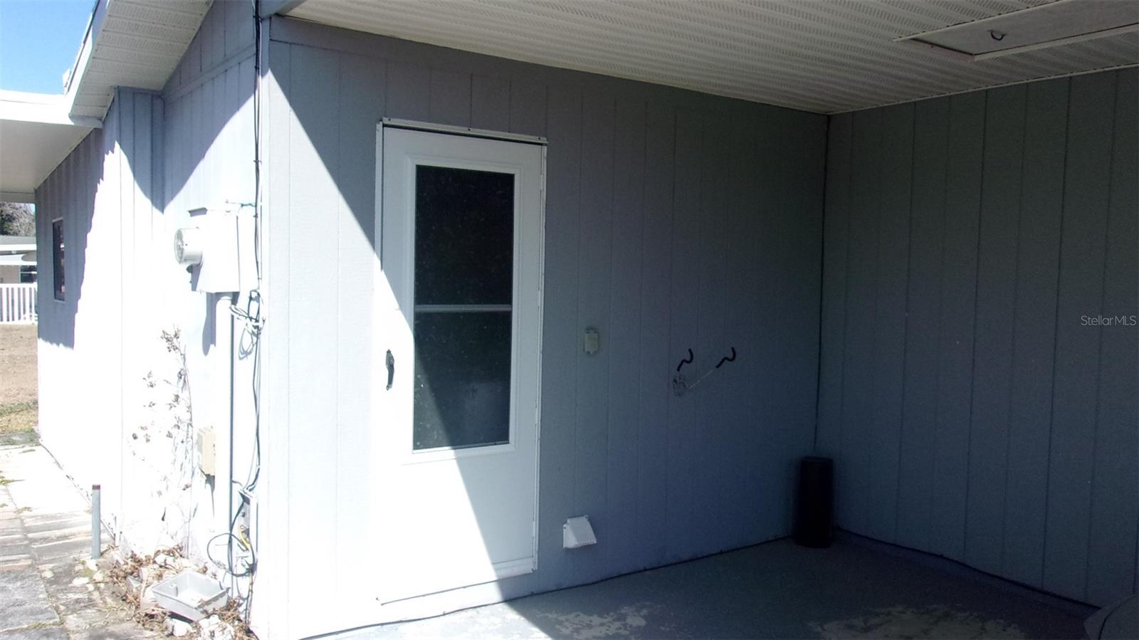 Image 4 of 6 For 9941 102nd Lane