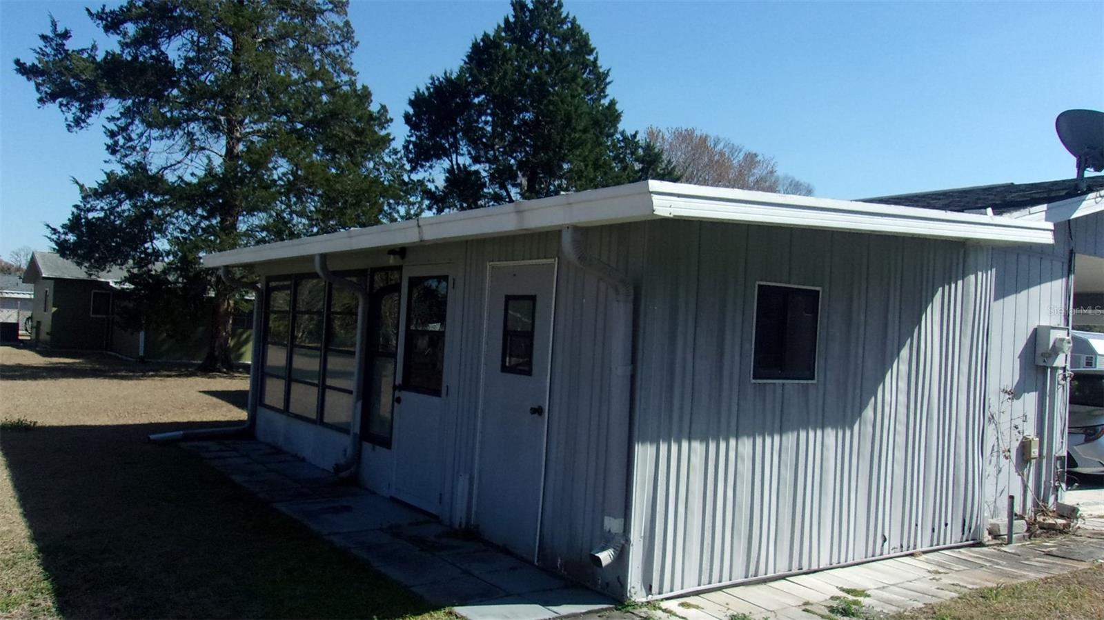 Image 5 of 6 For 9941 102nd Lane