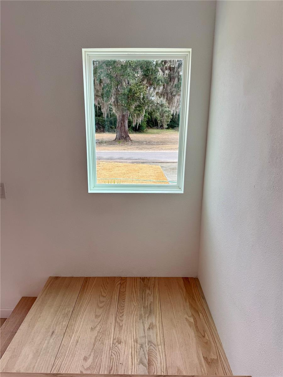 Image 16 of 38 For 310 6th Street