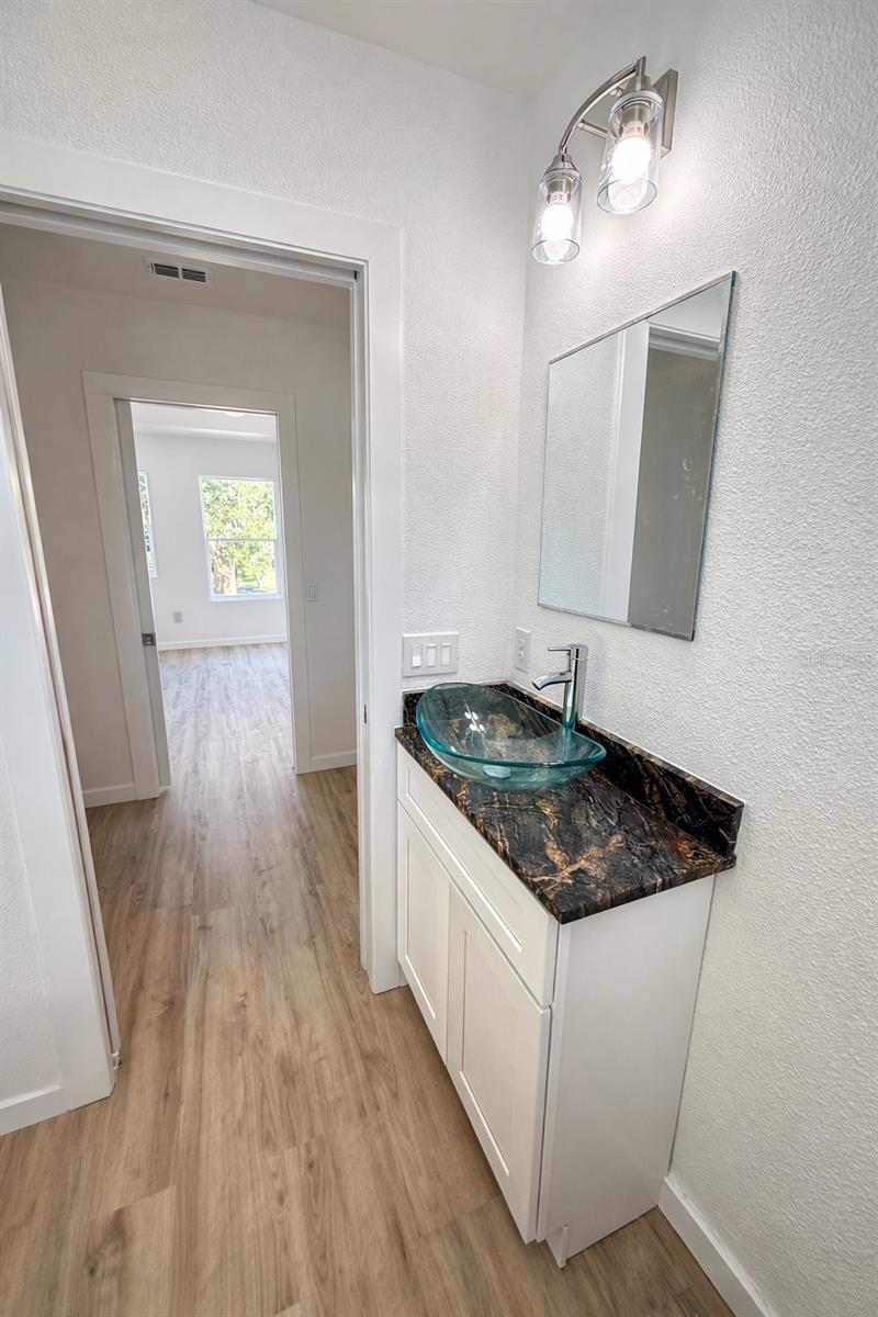 Image 20 of 38 For 310 6th Street