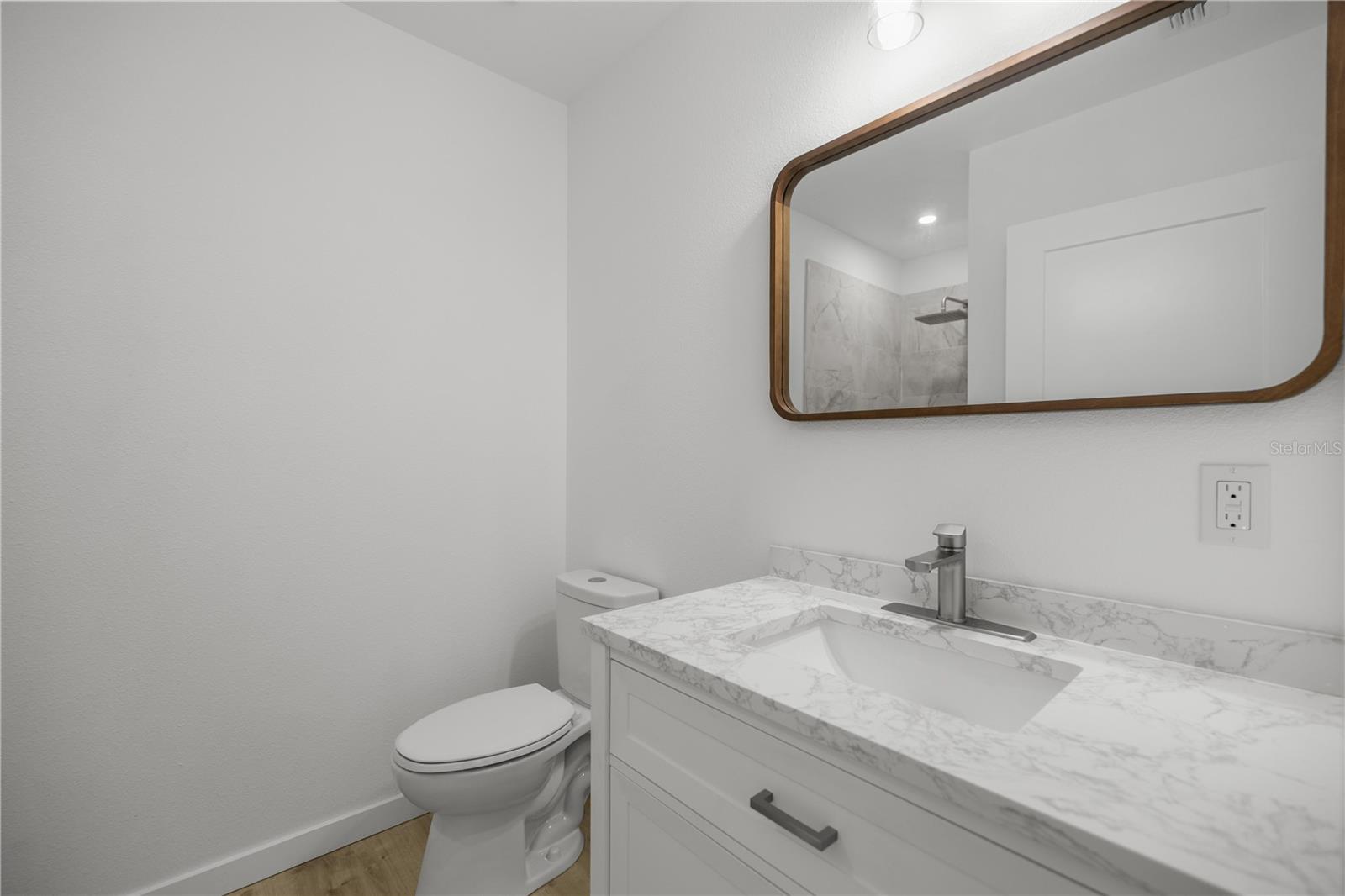 Image 24 of 38 For 310 6th Street