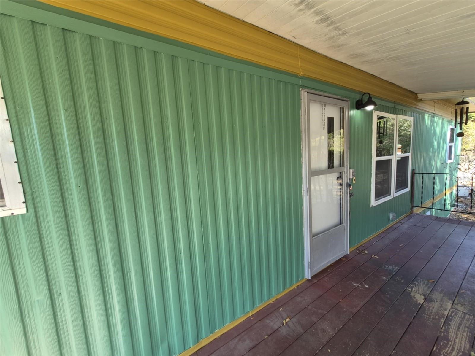 Image 17 of 22 For 18565 24th Lane