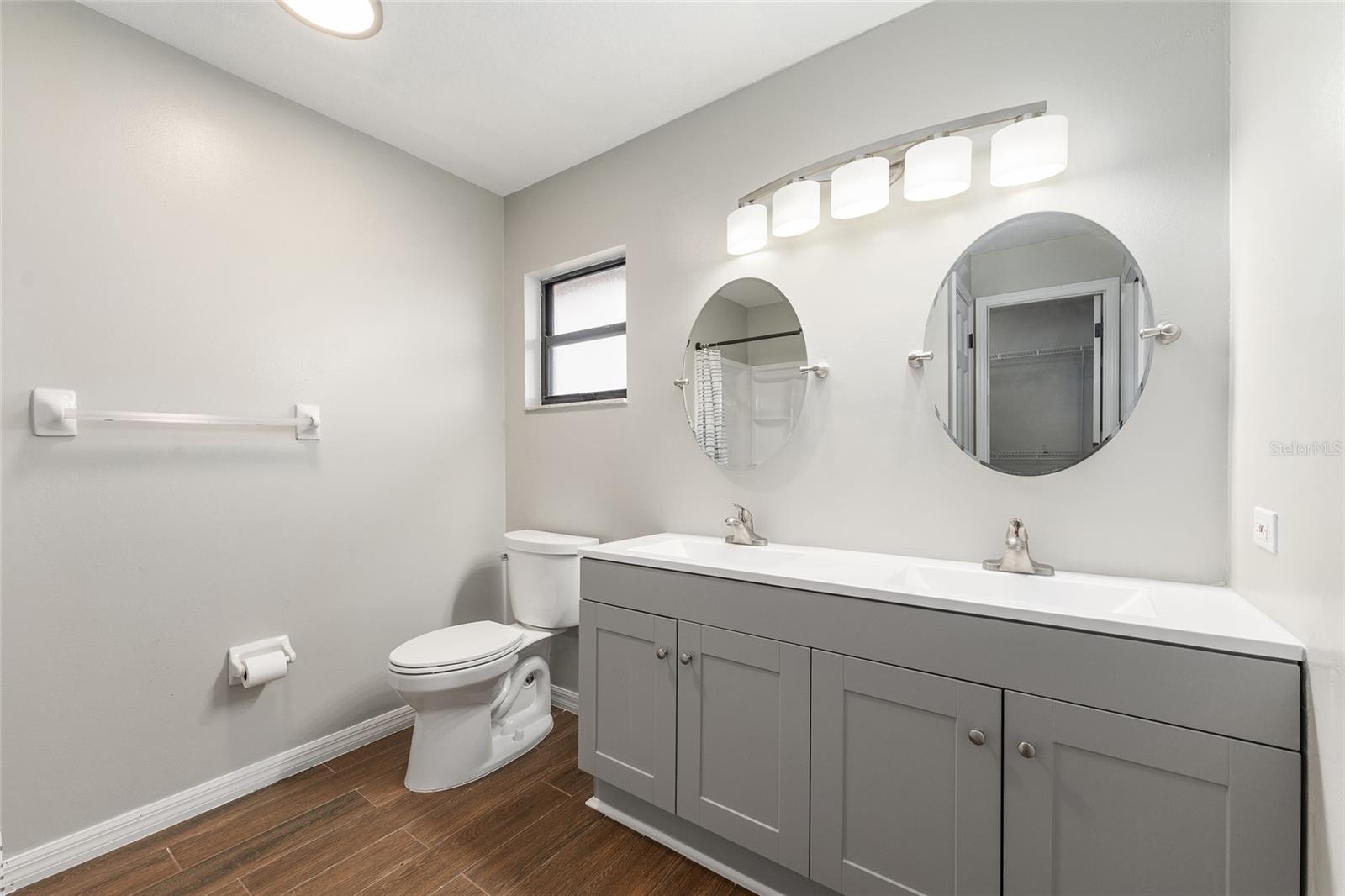 Image 18 of 25 For 10 Pecan Pass Loop