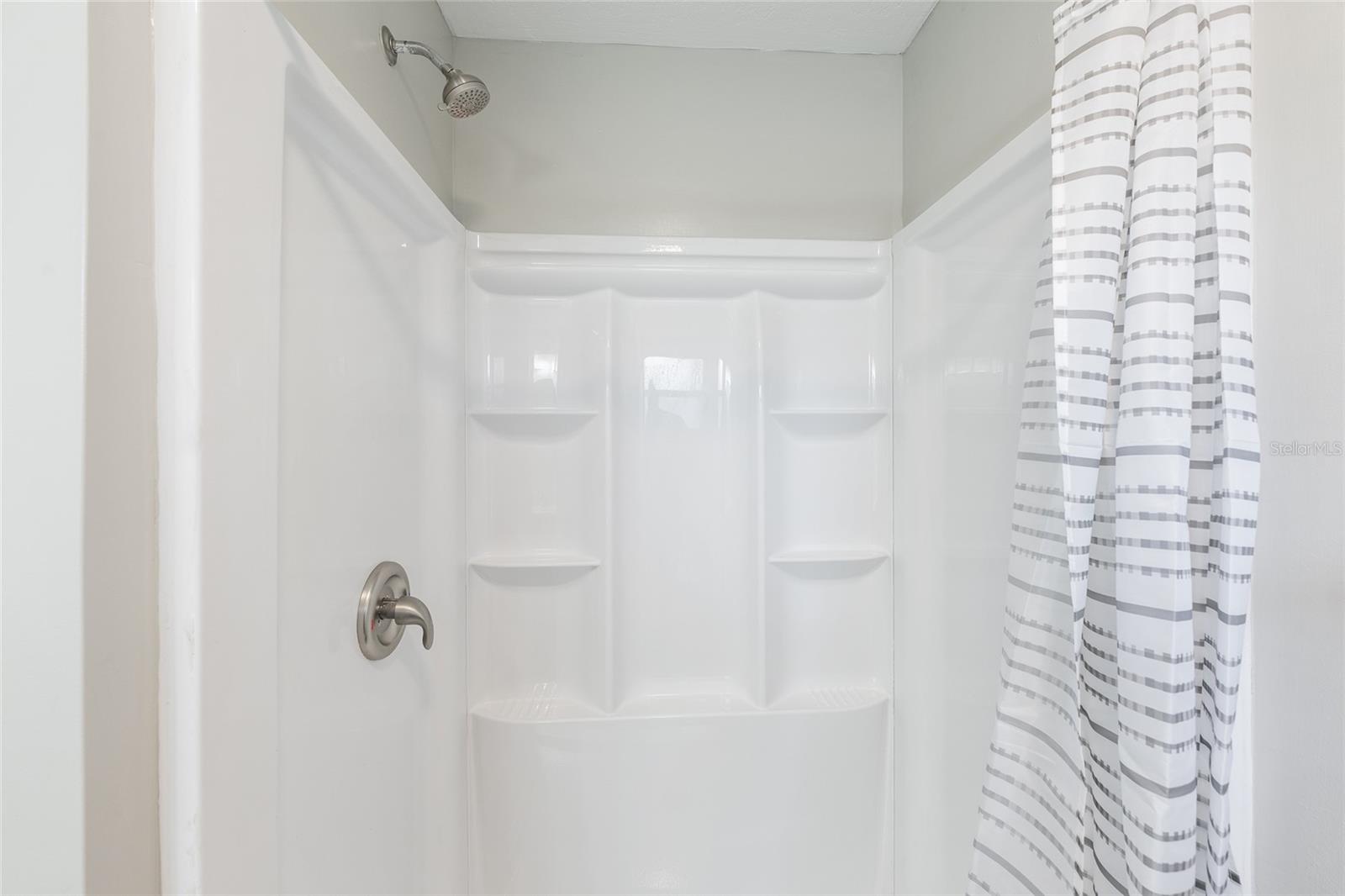 Image 19 of 25 For 10 Pecan Pass Loop