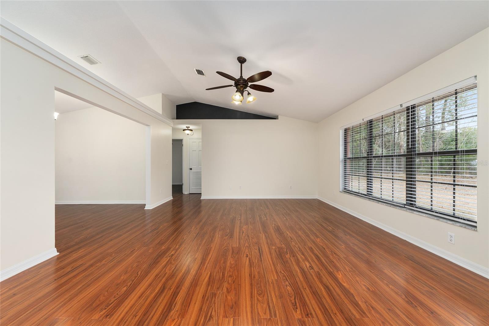 Image 3 of 25 For 10 Pecan Pass Loop