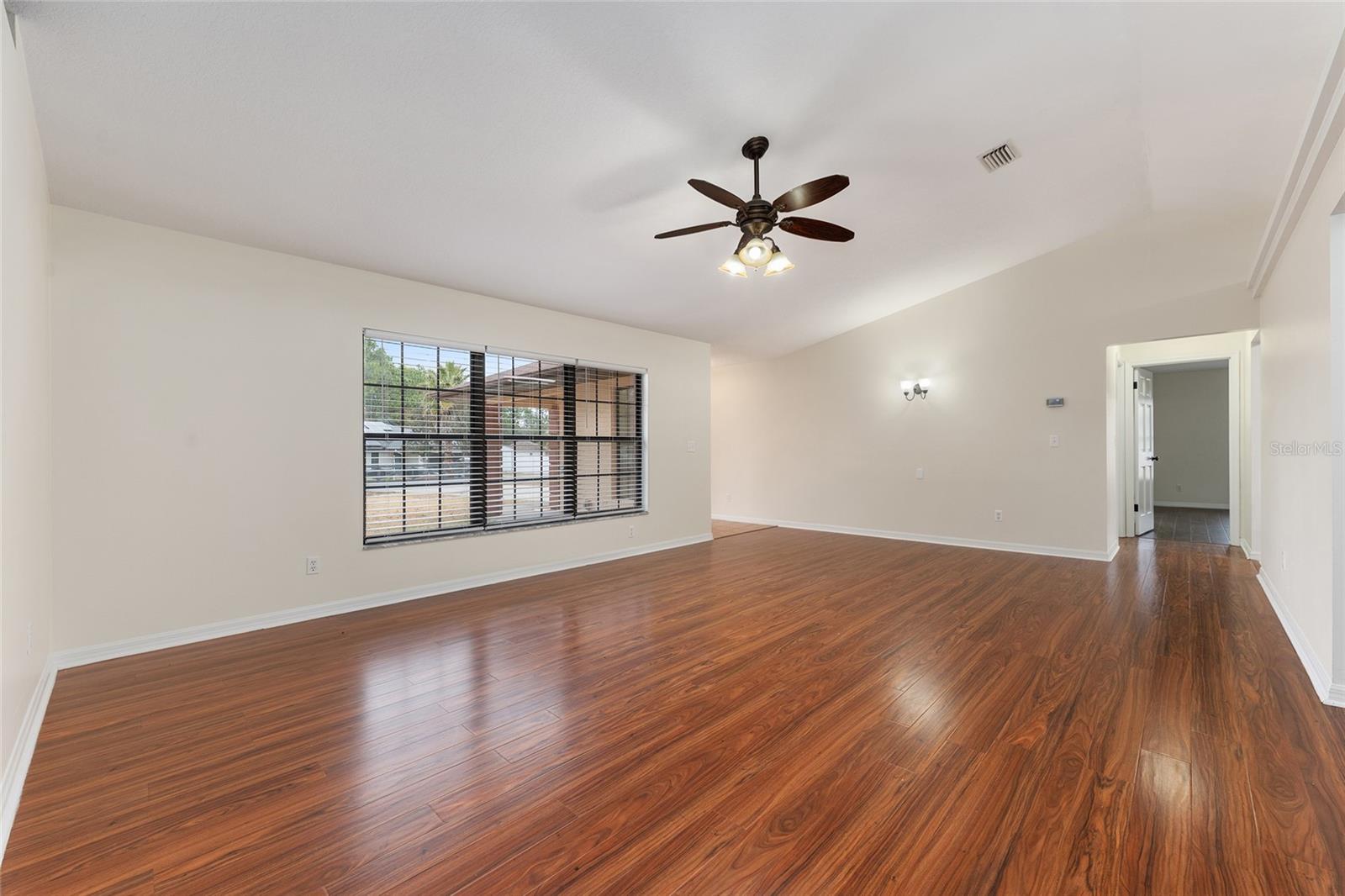 Image 5 of 25 For 10 Pecan Pass Loop