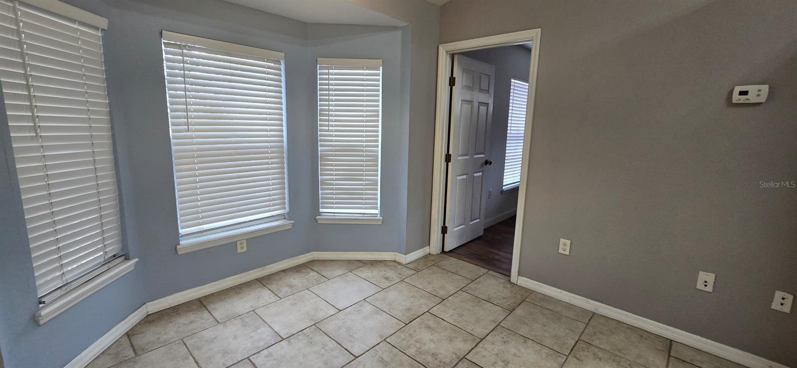 Image 4 of 15 For 11 Hemlock Court Pass