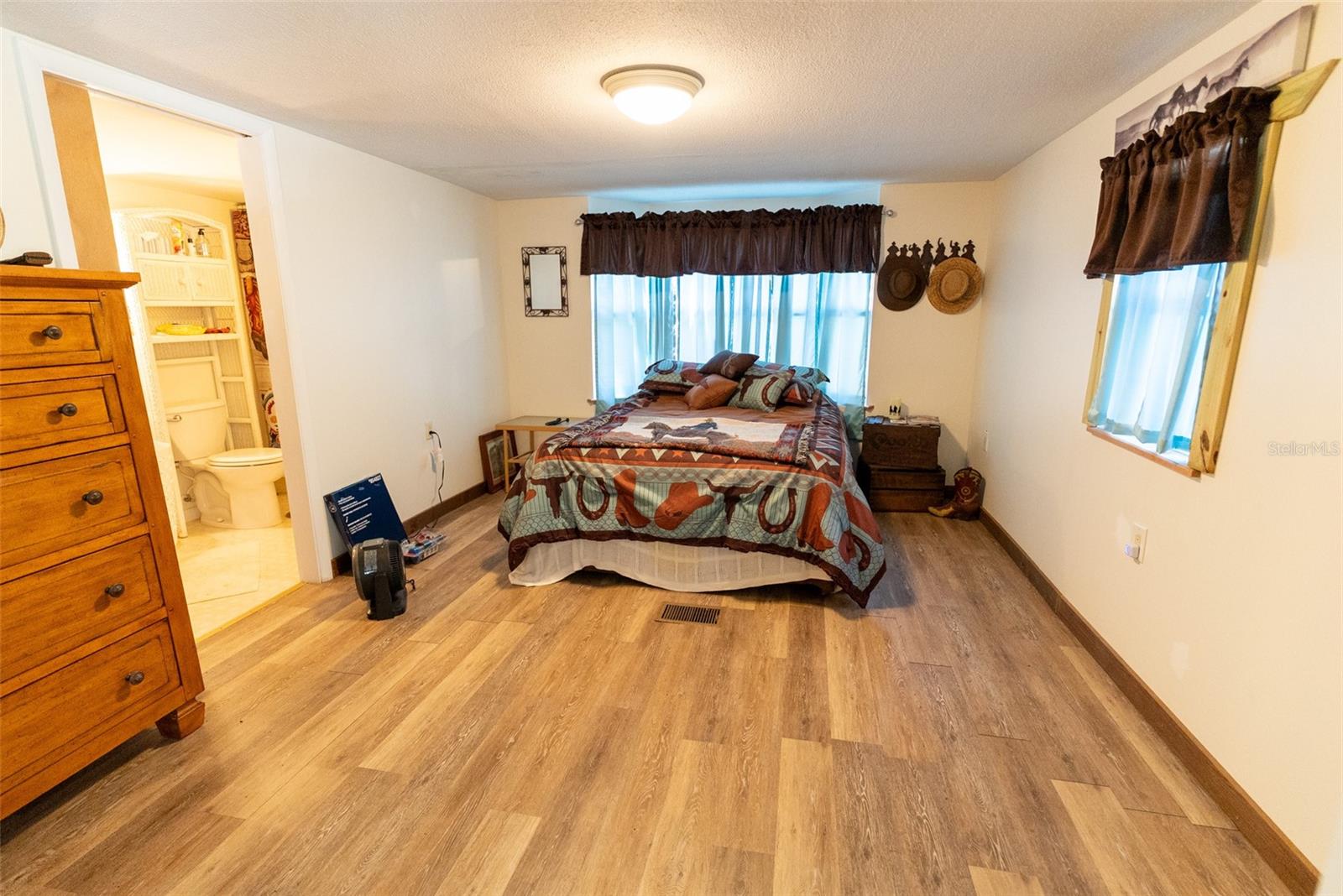 Image 25 of 82 For 25020 132nd Street